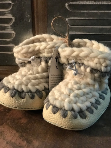 Wullyz Leather Trim Booties Size 2